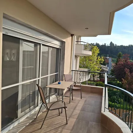 Apartment Aurora - Close To Macedonia Airport