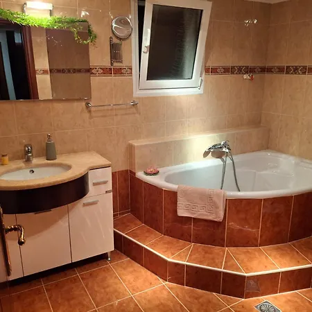 Apartment Aurora - Close To Macedonia Airport Kardia
